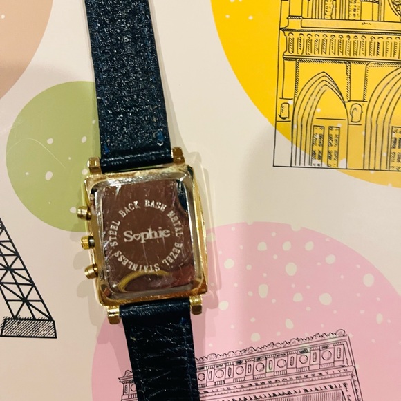 Lot of 2 watches brand Sophie is quartz, need battery’s - Picture 10 of 12